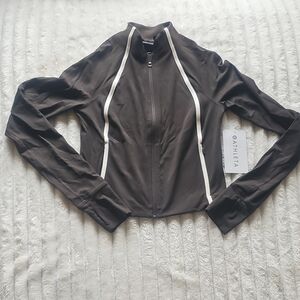 NWT Athleta Salutation Crop Jacket